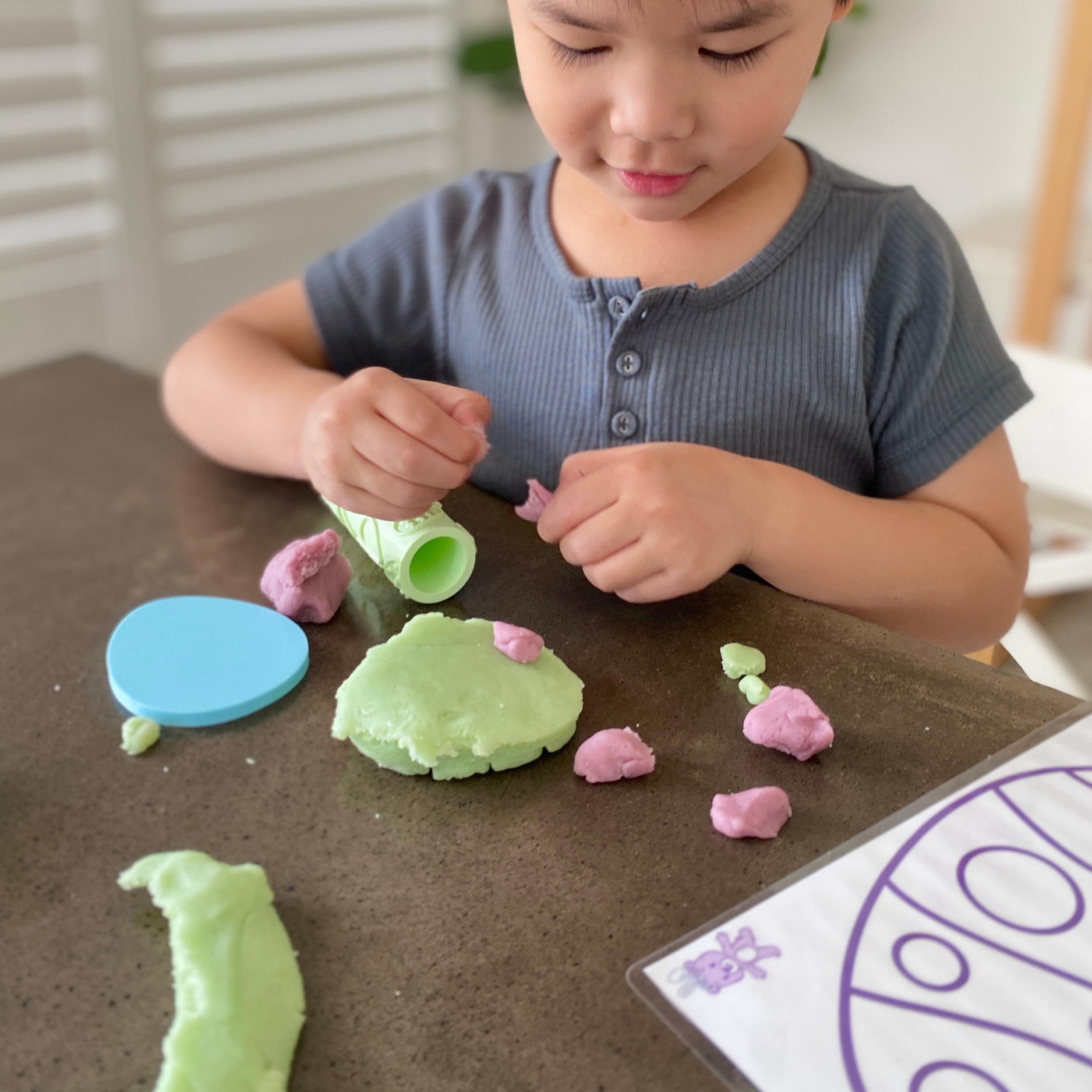EGGS-plorers Putty Pack